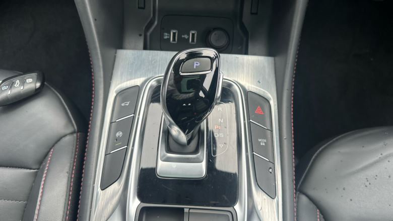 MG Hs 1.5 T-GDI Exclusive 5dr DCT Petrol Hatchback